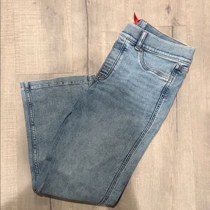 Spanx kick flare cropped light denim Jeans size L